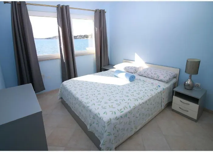 J I M By The Sea * Rogoznica (Sibenik-Knin)