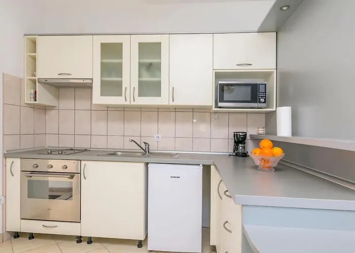 Apartman J I M By The Sea *